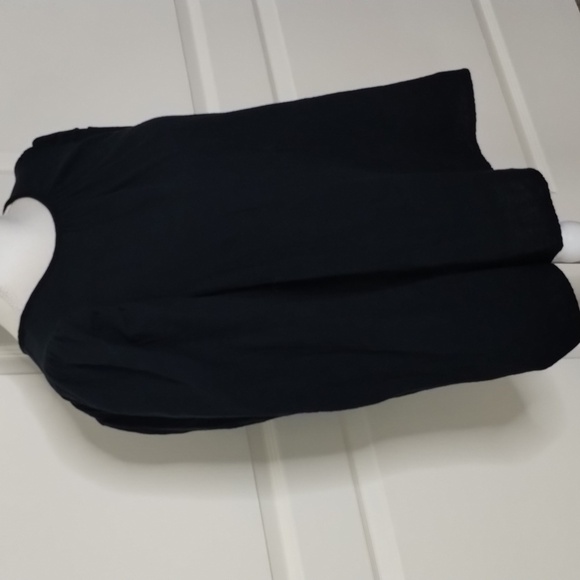 Universal Thread women's XL black gauge material puff sleeve blouse - Picture 4 of 10